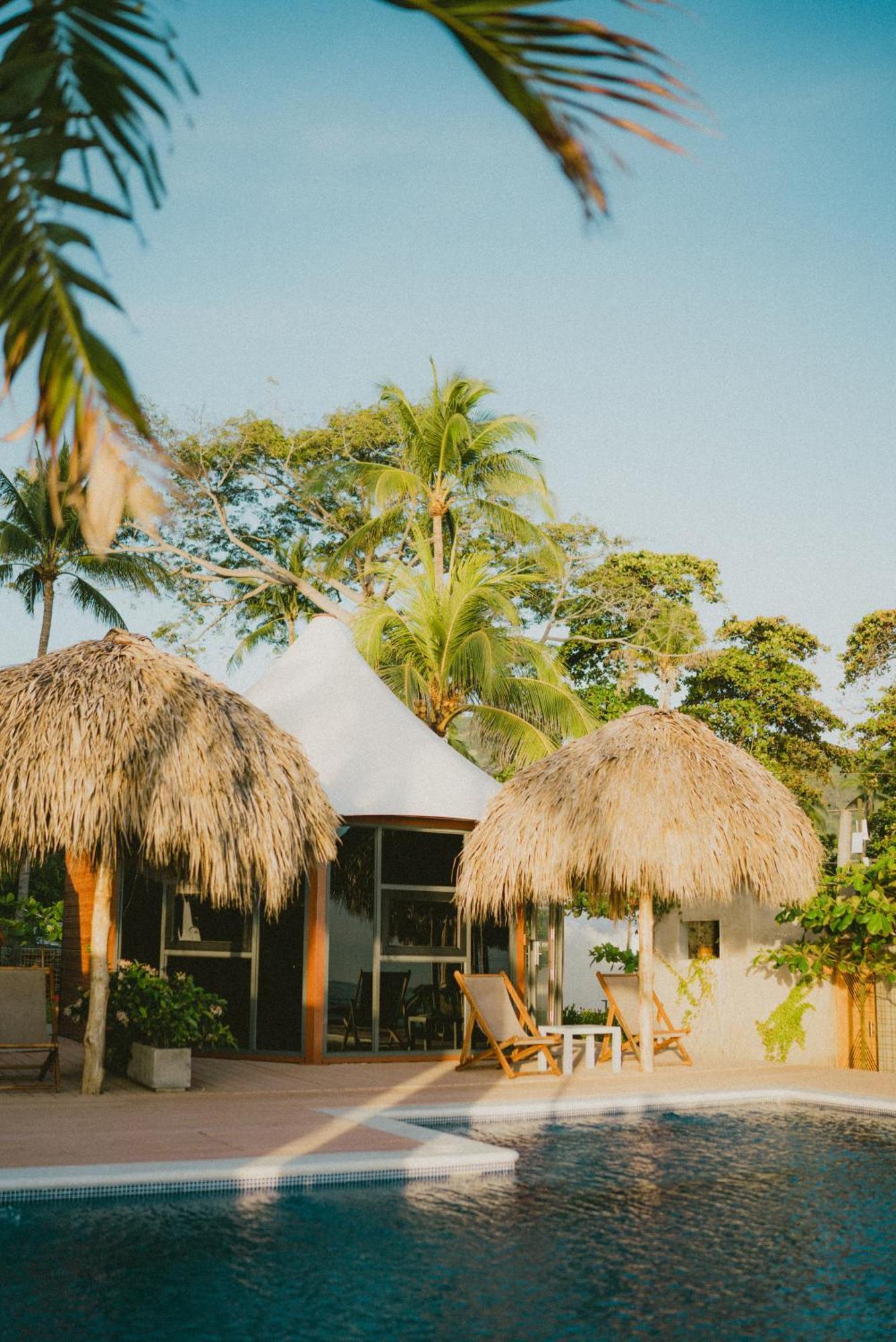 Almare Zonte - Beachfront Glamping Hotel El Zonte Eksteriør bilde